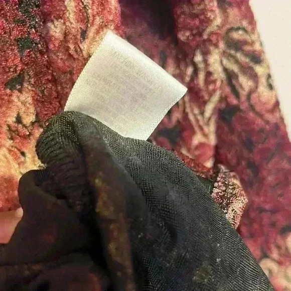 Christopher Banks Top Womens Medium 3/4 Sleeves Burgundy Mesh Career Office - Picture 5 of 6